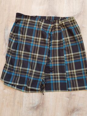 Fringed Plaid Button-Front Mini Skirt in Black, Blue & Olive